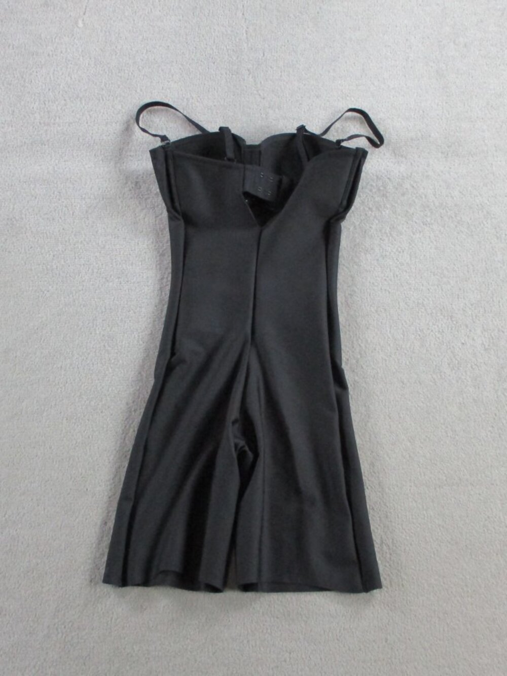 Skims Body Core Sculpt Underwire Mid Thigh Bodysuit Womens XS Onyx Black NWOT - Picture 3 of 8